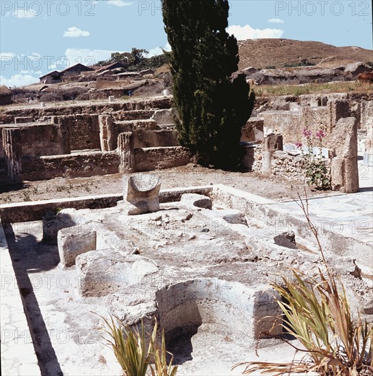 Sundial at Bulla Regia