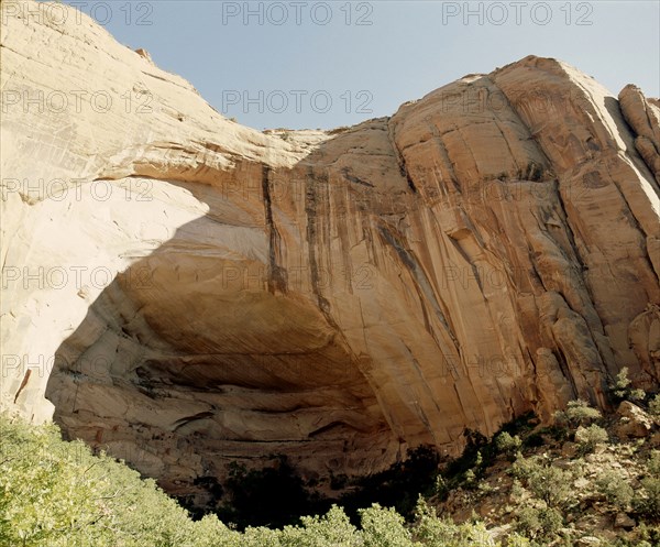 Betatakin a cliff dwelling with 135 rooms