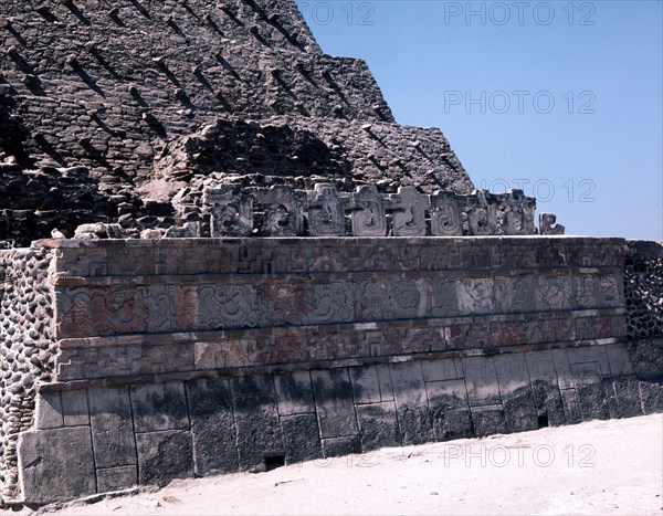 Relief carvings at Tula