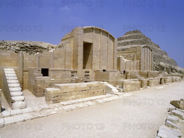 The step pyramid of Zoser at Saqqara and the enclosure with stone replicas of kiosks and chapels for the royal jubilee festivals (heb-sed)