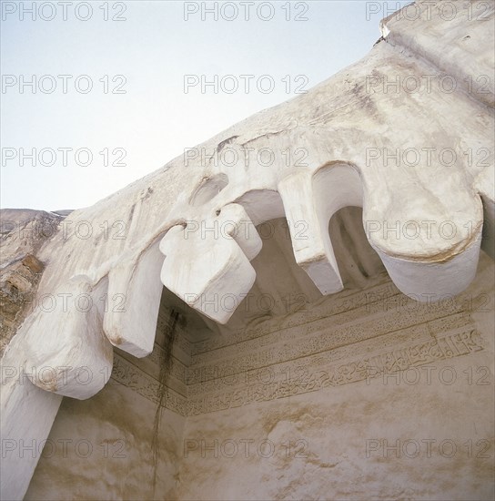 Moulded plasterwork archway, San'a