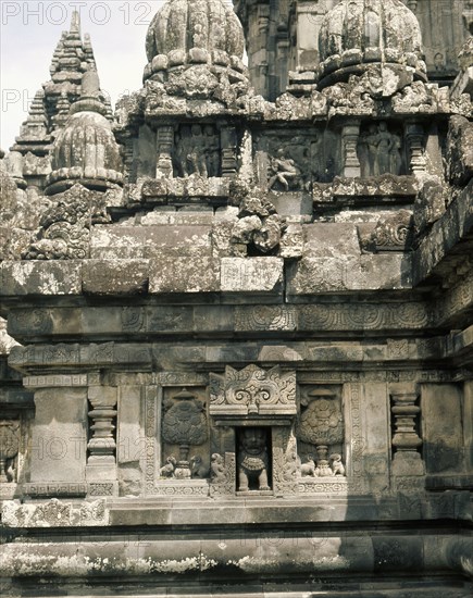 The reliefs, on the temples of the Lara Jonggrang complex, portray various deities or scenes taken from the great Hindu classics and especially the Ramayana