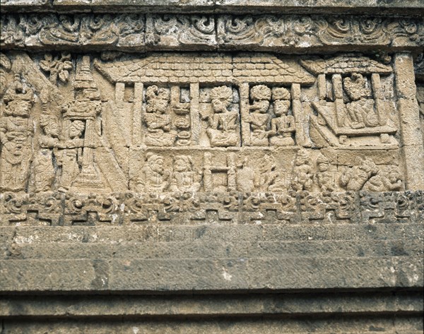 The reliefs, on the temples of the Lara Jonggrang complex, portray various deities or scenes taken from the great Hindu classics and especially the Ramayana