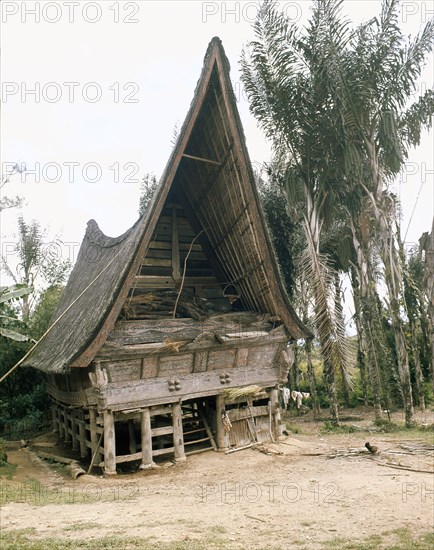 The three-level structure of Toba Batak houses corresponds to ideas of the cosmos