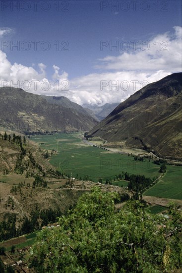 'Sacred Valley of the Incas' the Urubamba (Vilcanota) valley near Pisac, canalised by the Incas for agriculture