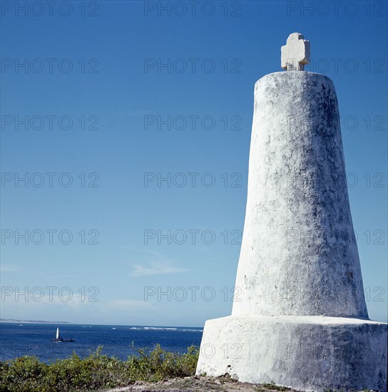 The stone cross erected by Vasco daGama at Malindi at the time of hisvoyage to India in 1498