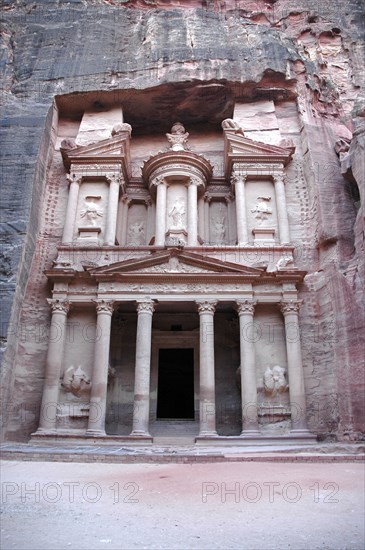 Petra (greek for rock) was the principal city of the Nabateans and flourished under the Seleucid rulers and later the Romans