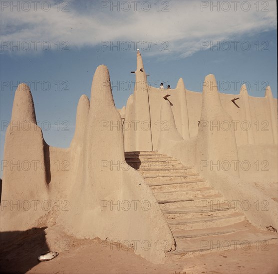 The roof of Djenne mosque