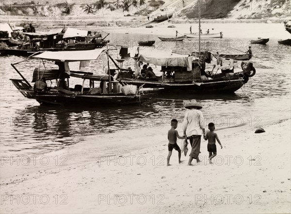 Sampans at Repulse Bay