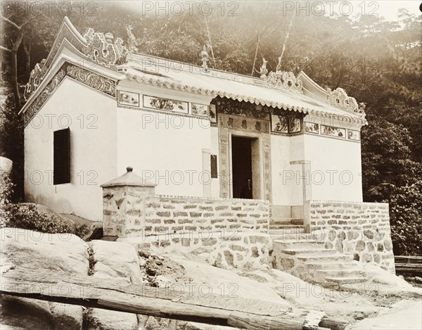 Joss house in Shau Kei Wan