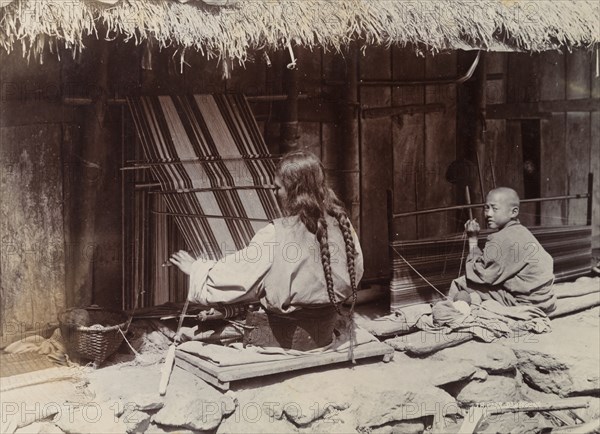 Cloth weavers, India