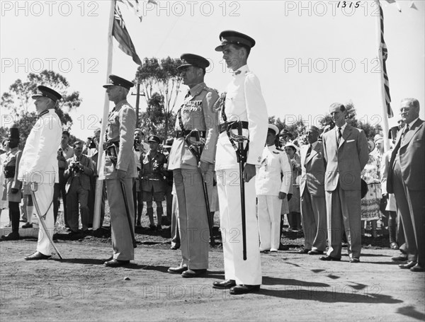 Duke of Edinburgh with Officers of the Kenya Regiment