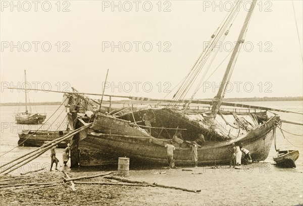 Repairing a dhow at Lamu