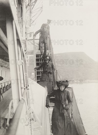 Disembarking from the S.S. Balmoral Castle
