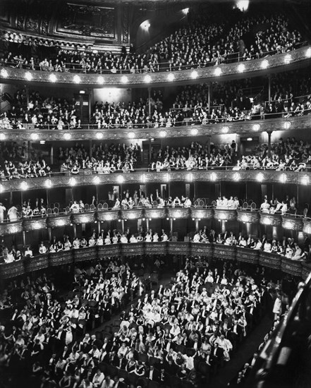 Metropolitan Opera House