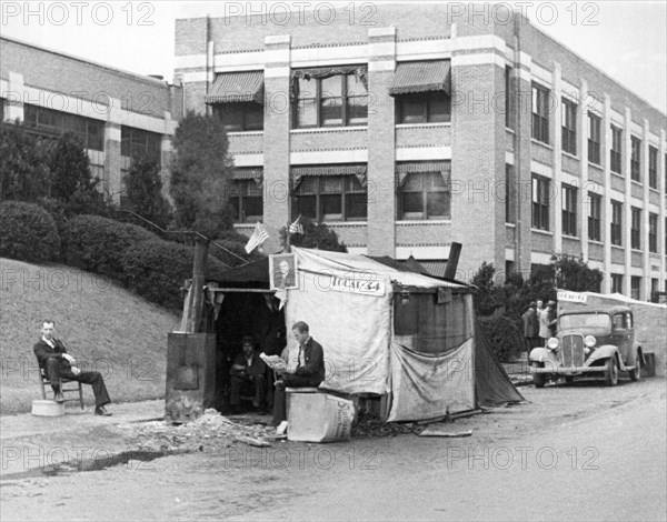 Auto Workers On Strike