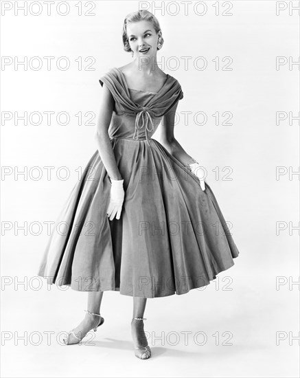 1950s Evening Wear Fashion