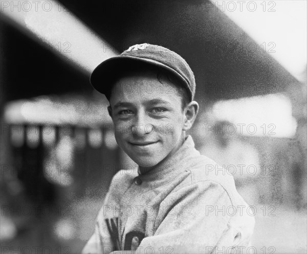 Baseball Mascot Eddie Bennett