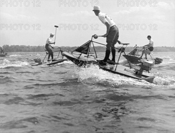 Speedboat Polo Enthusiasts