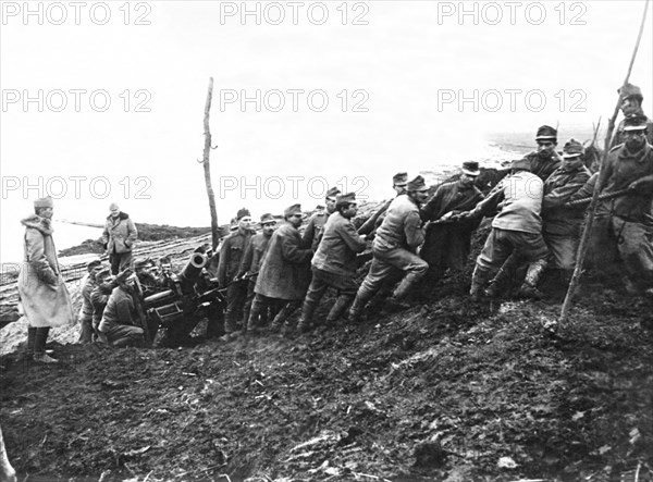 Soldiers Transporting Cannons