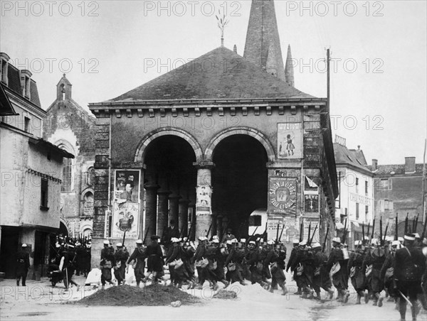 German Spy Signs In Paris