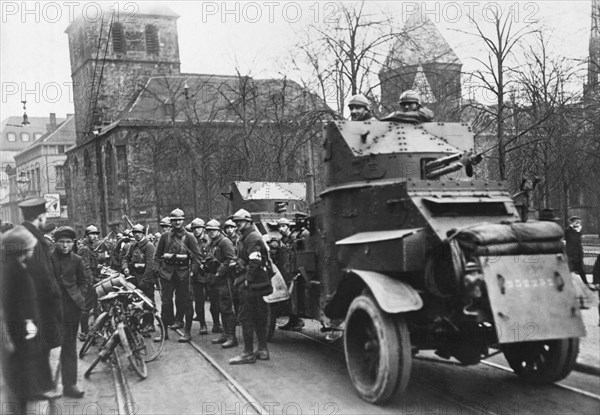 French Soldiers Occupy Essen