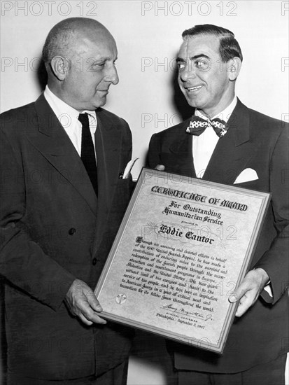 Eddie Cantor Receives Award