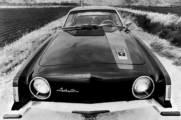 A Studebaker Avanti