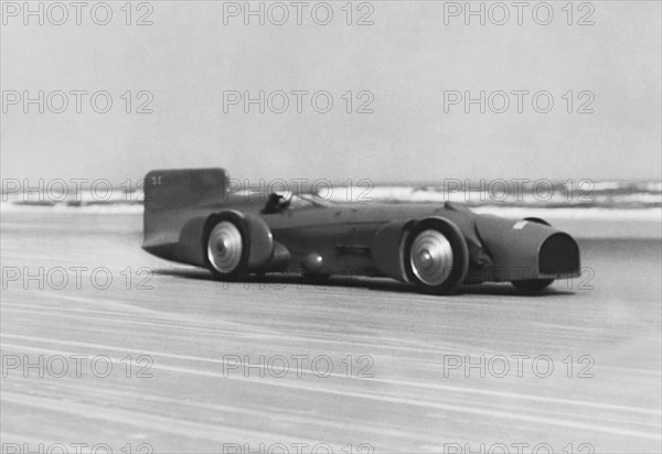 Campbell's Bluebird At Daytona