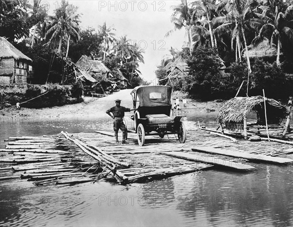 Philippines Bamboo Ferry