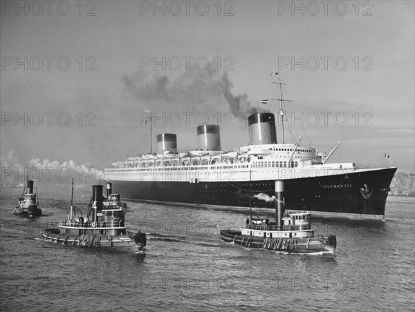 Normandie In NYC Harbor