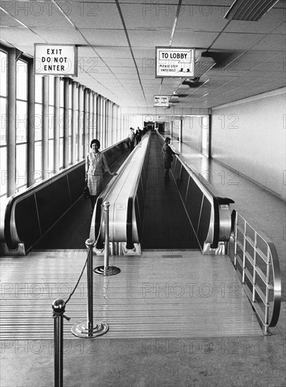 Speedwalk Conveyors At SFO