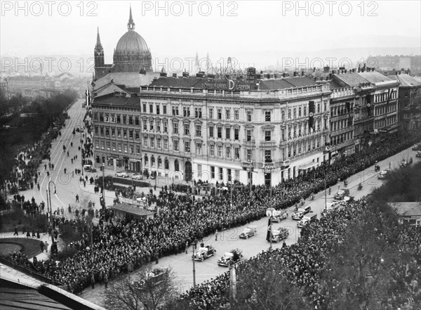 Hitler Enters Vienna