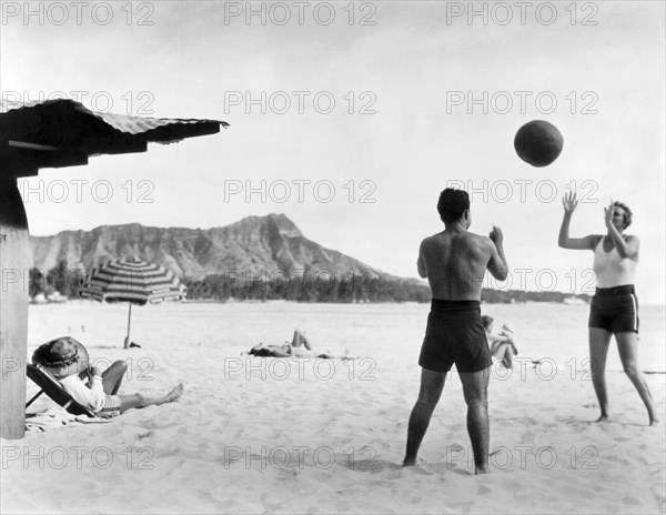 A Couple On Waikiki Beach