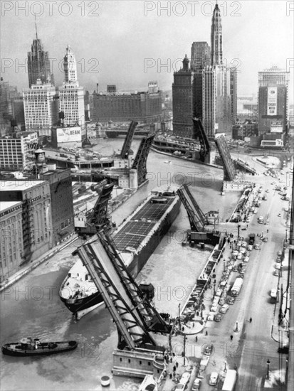 Chicago River Drawbridges Up