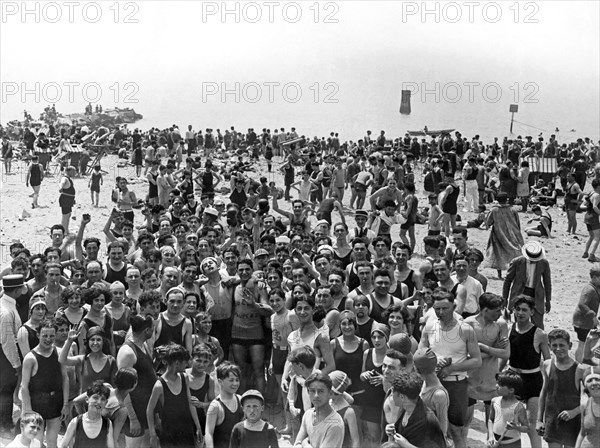 Thousands at Coney Island