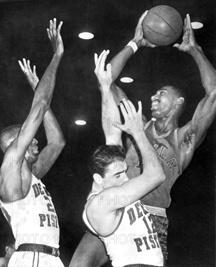 Wilt Chamberlain Shoots