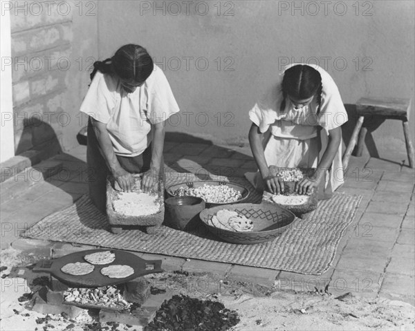 Indians Making Tortillas