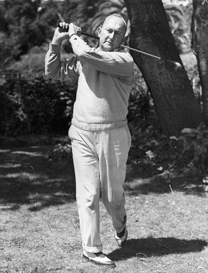 Ty Cobb Golfing At Home