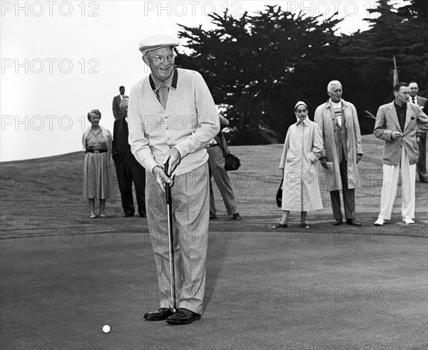 President Eisenhower Putting