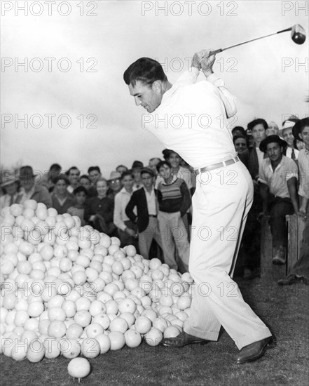 Ben Hogan Hits Grapefruits