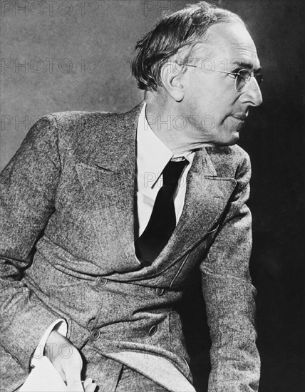 Author Upton Sinclair