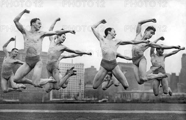 Rooftop Dancers In New York