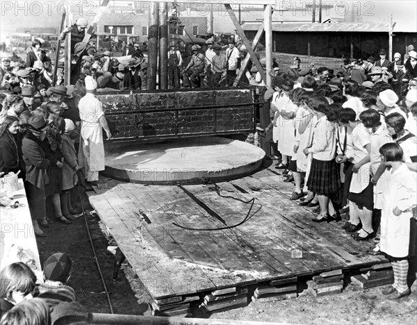 Baking The World's Largest Apple Pie