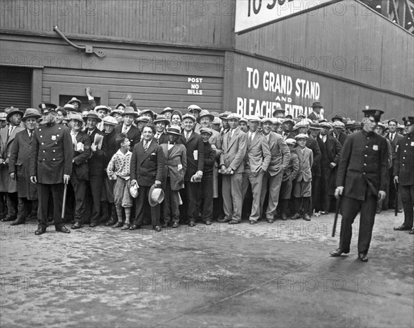 Baseball fans waiting in line to buy World Series tickets.