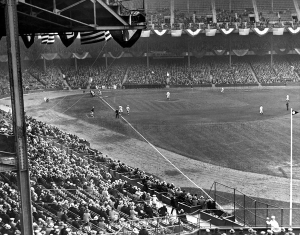 Lou Gehrig Playing First