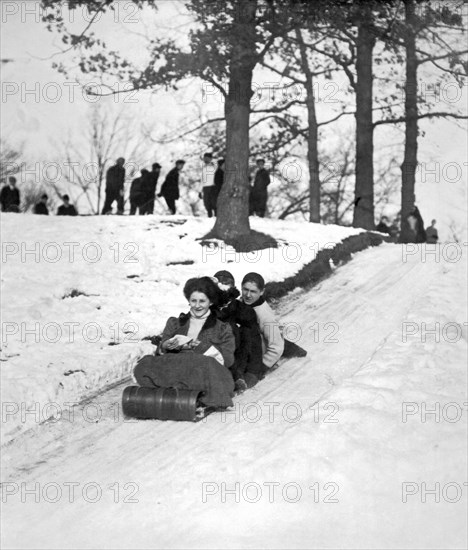 Tobogganing in 1900