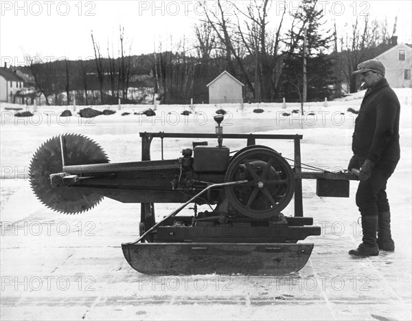 Ice Block Cutting Machine