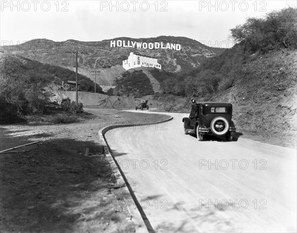 Hollywoodland