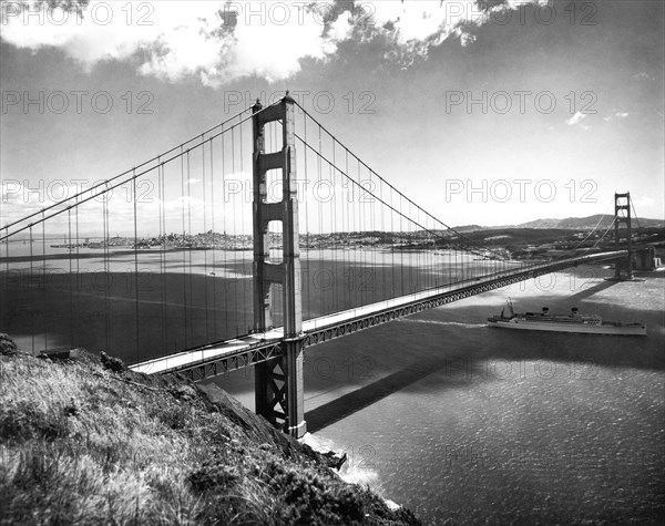 Golden Gate Bridge